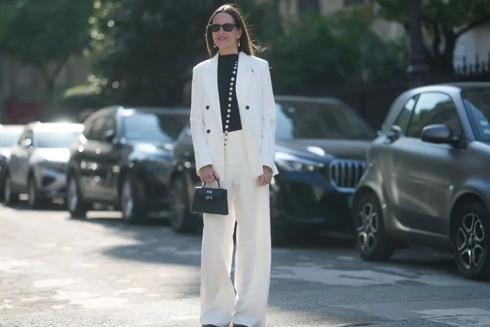 Garnitur dla mamy na komunię: Eleganckie i modne propozycje