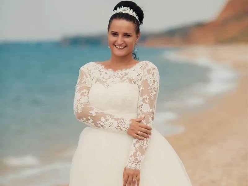 Jaka suknia ślubna dla puszystej? Fasony, materiały i porady dla Ciebie