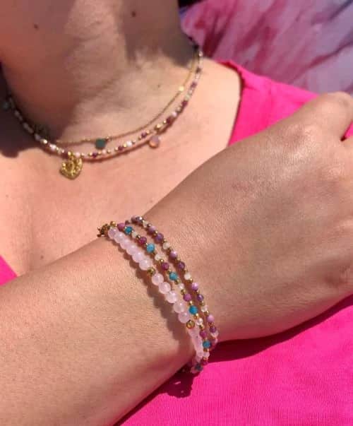 Biżuteria na lato: Najlepsze kolorowe trendy bez wpadek!